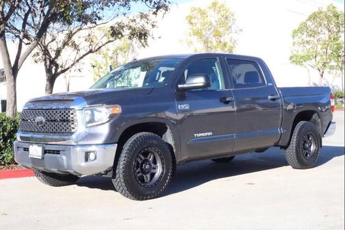 2018 Toyota Tundra SR5