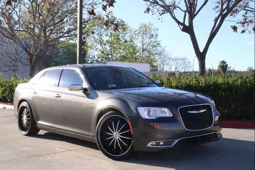 2017 Chrysler 300 S