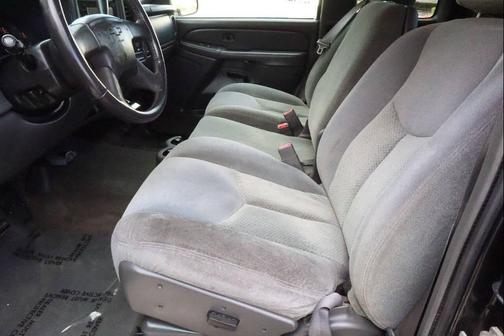 2004 Chevrolet Silverado 2500 LS H/D Extended Cab