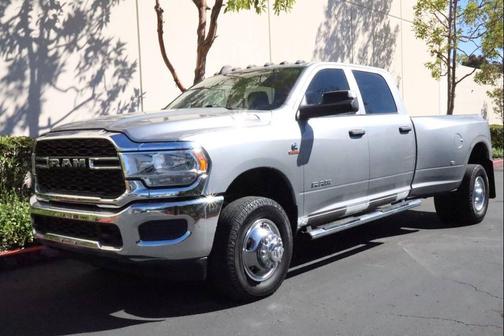 2020 RAM 3500 Tradesman Crew Cab 4x4 8' Box
