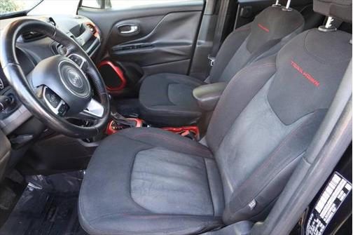 2015 Jeep Renegade Trailhawk