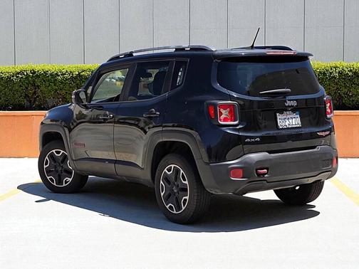 2015 Jeep Renegade Trailhawk