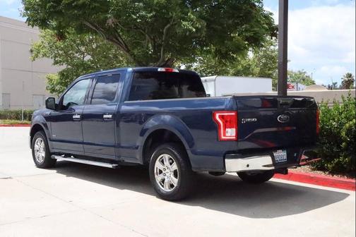 Blue 2017 Ford F-150 XLT