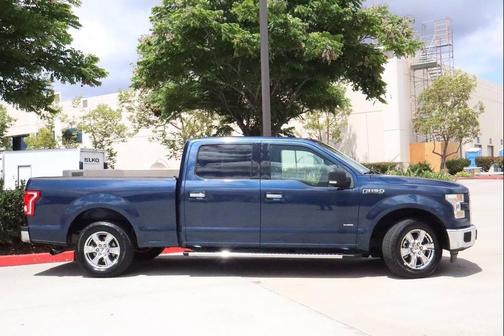Blue 2017 Ford F-150 XLT