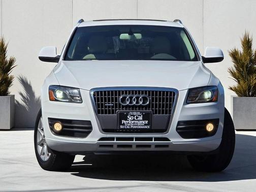 2012 Audi Q5 2.0T Premium Plus