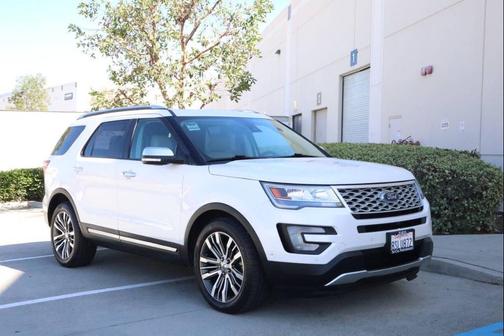 2017 Ford Explorer Platinum
