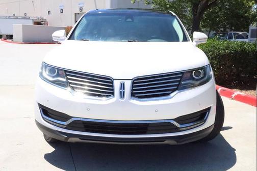 White Platinum Metallic Tri-Coat 2017 Lincoln MKX Reserve