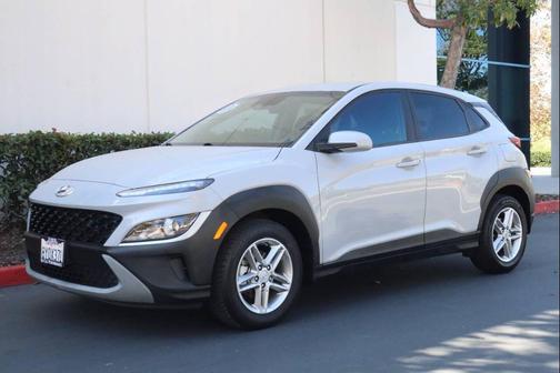 2022 Hyundai KONA SE