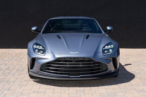 2025 Aston Martin Vantage Base