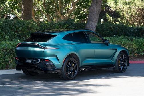 2023 Aston Martin DBX 707