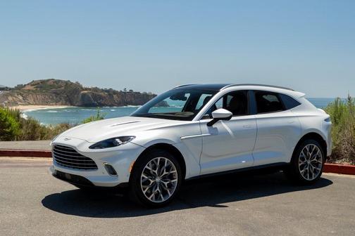 2021 Aston Martin DBX Base