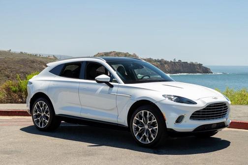 2021 Aston Martin DBX Base