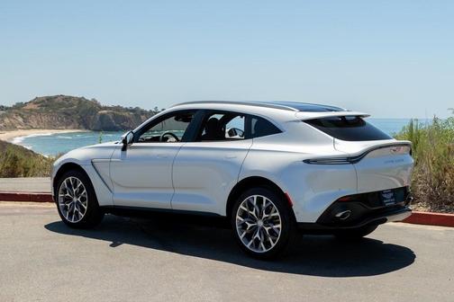 2021 Aston Martin DBX Base