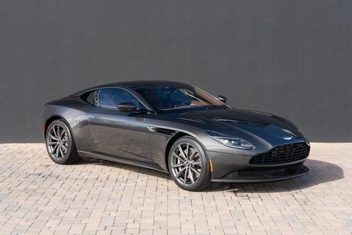 2018 Aston Martin DB11 V8