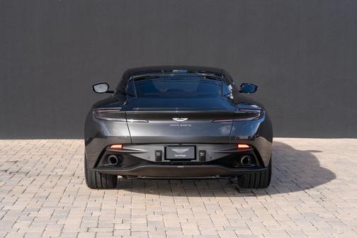 2018 Aston Martin DB11 V8