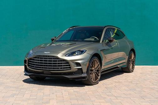 2025 Aston Martin DBX 707