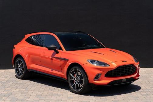 2022 Aston Martin DBX Base