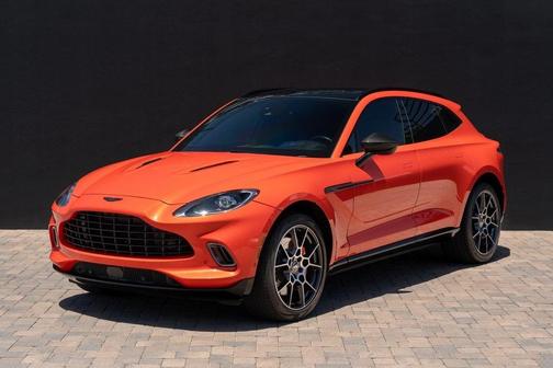 2022 Aston Martin DBX Base