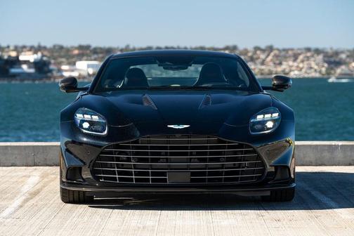 2025 Aston Martin Vanquish Base