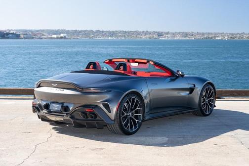 2026 Aston Martin Vantage Base