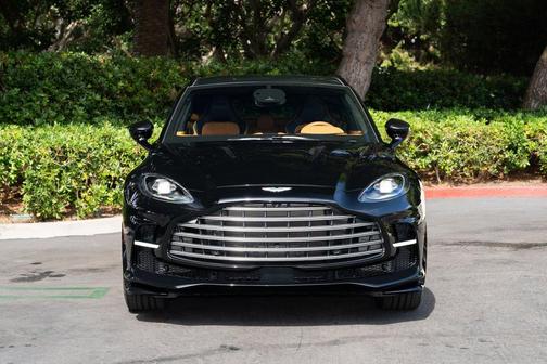 Jet Black 2025 Aston Martin DBX 707