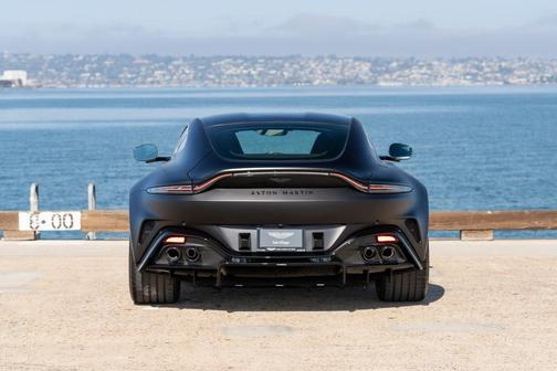 2026 Aston Martin Vantage Base
