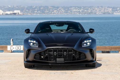 2026 Aston Martin Vantage Base