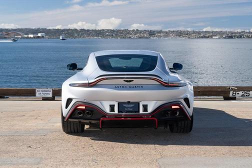 2026 Aston Martin Vantage Base