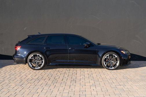 2024 Audi RS 6 Avant 4.0T
