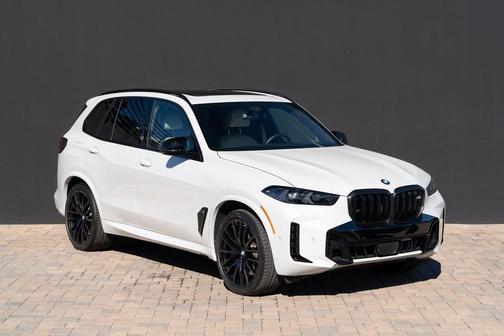 2024 BMW X5 M60i