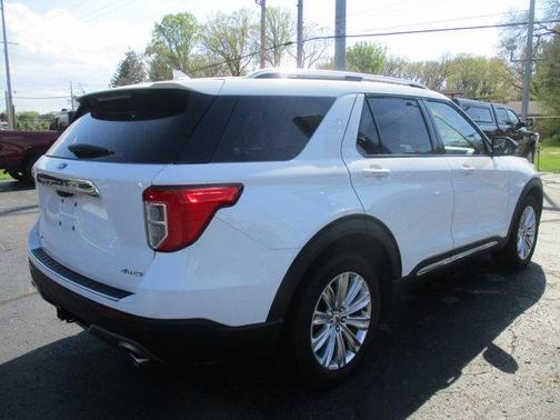 Star White Metallic Tri-Coat 2022 Ford Explorer Limited