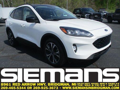 2022 Ford Escape SEL