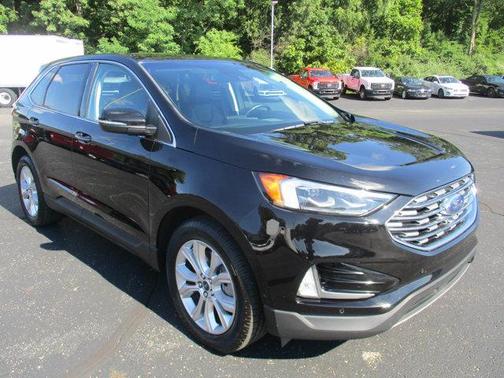 2021 Ford Edge Titanium