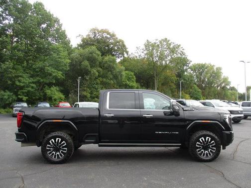 2024 GMC Sierra 3500 Denali