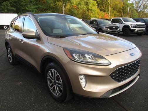 2021 Ford Escape SEL