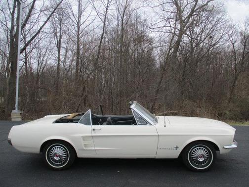 White 1967 Ford Mustang Base