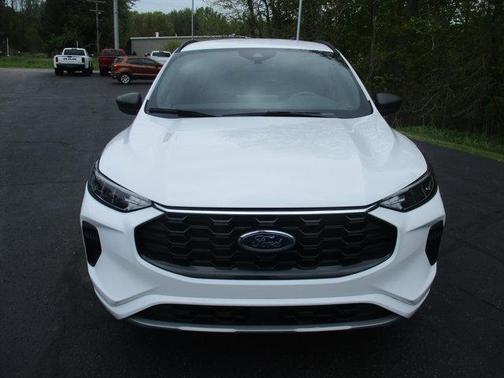 Oxford White 2023 Ford Escape ST-Line