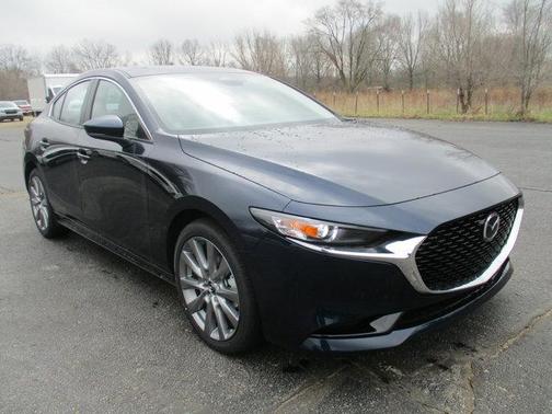 2025 Mazda Mazda3 FWD w/Preferred Package