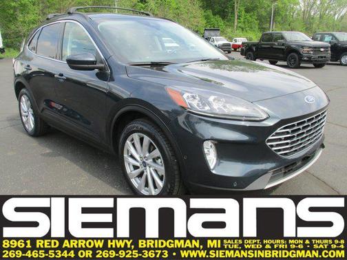 2022 Ford Escape Titanium