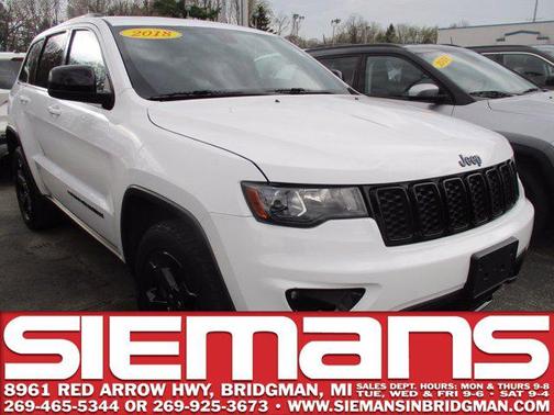 Bright White Clearcoat 2018 Jeep Grand Cherokee Upland
