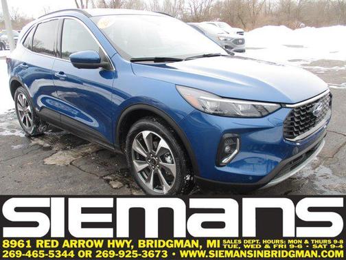 2023 Ford Escape Platinum