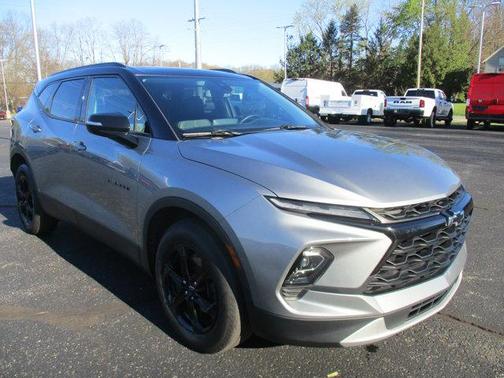 Sterling Gray Metallic 2023 Chevrolet Blazer 3LT