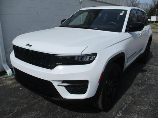 2022 Jeep Grand Cherokee Altitude