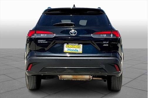 2024 Toyota Corolla Cross XLE