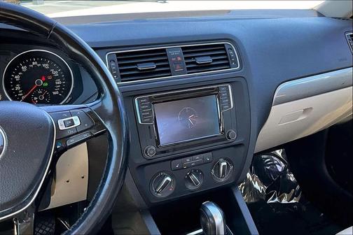 2017 Volkswagen Jetta 1.4T SE