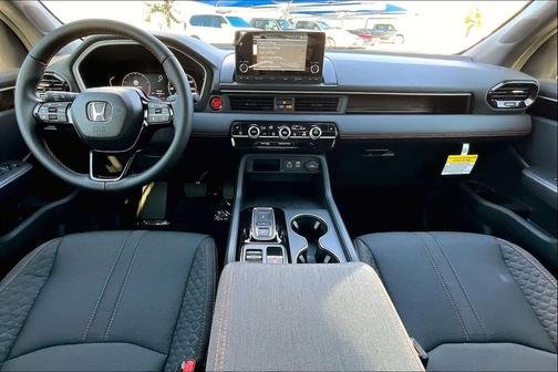 2025 Honda Pilot Sport