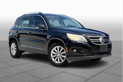 2011 Volkswagen Tiguan SE