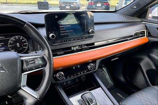 2022 Mitsubishi Outlander SEL 2.5 2WD