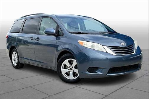 2015 Toyota Sienna LE