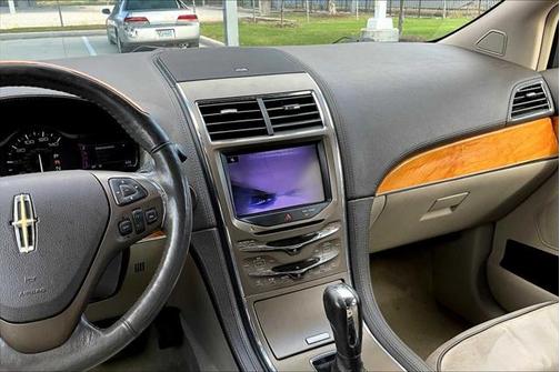 2013 Lincoln MKX Base